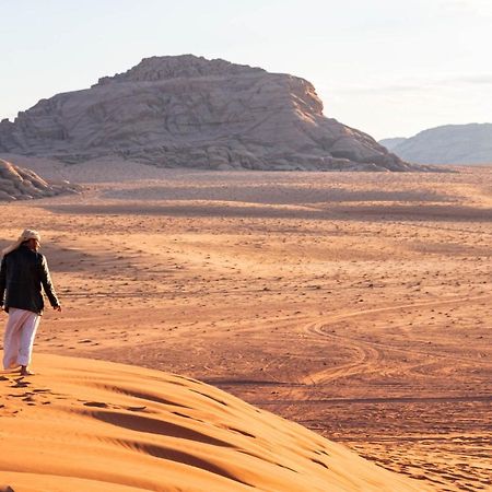 Mohammed Mutlak Camp Hotel Wadi Rum Ngoại thất bức ảnh