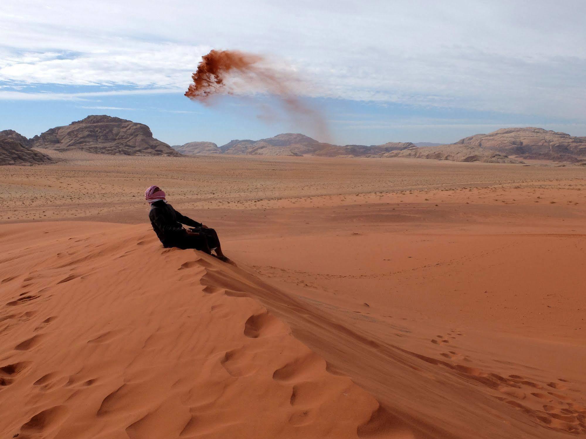 Mohammed Mutlak Camp Hotel Wadi Rum Ngoại thất bức ảnh