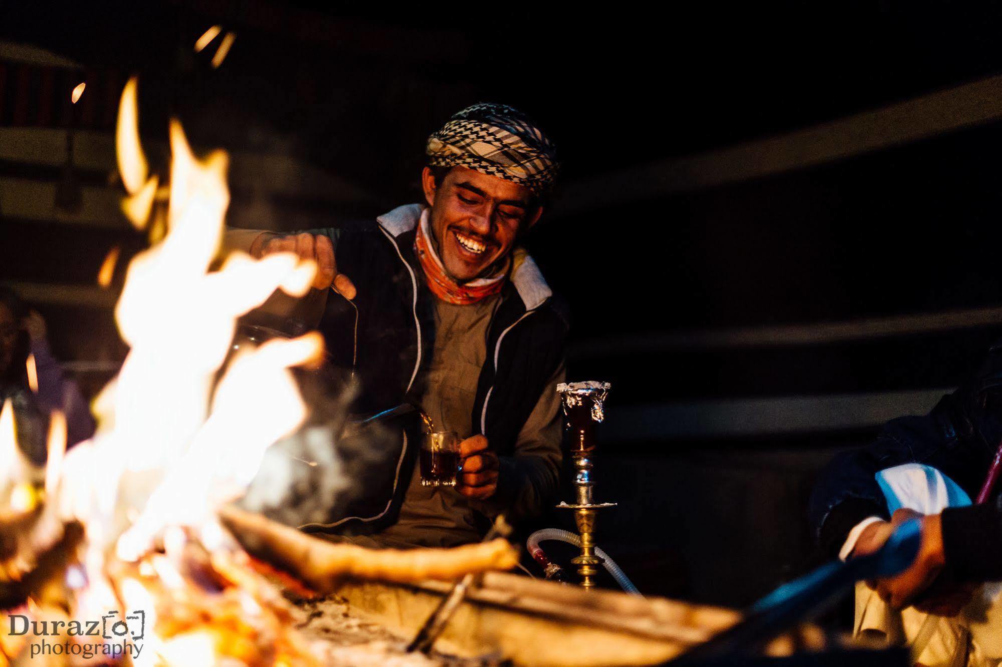 Mohammed Mutlak Camp Hotel Wadi Rum Ngoại thất bức ảnh